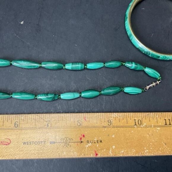 Green Malachite Jewelry Set - Picture 7 of 7
